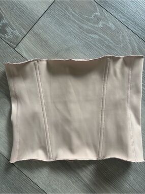 SKIMS Strapless Sculpting Waist Cincher in Nude-Beige